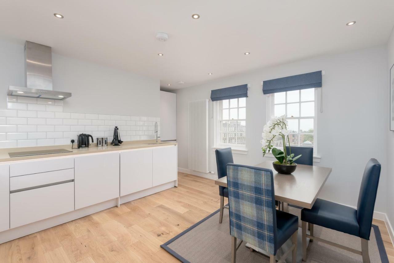 Destiny Scotland - Royal Mile Residence เอดินบะระ ภายนอก รูปภาพ