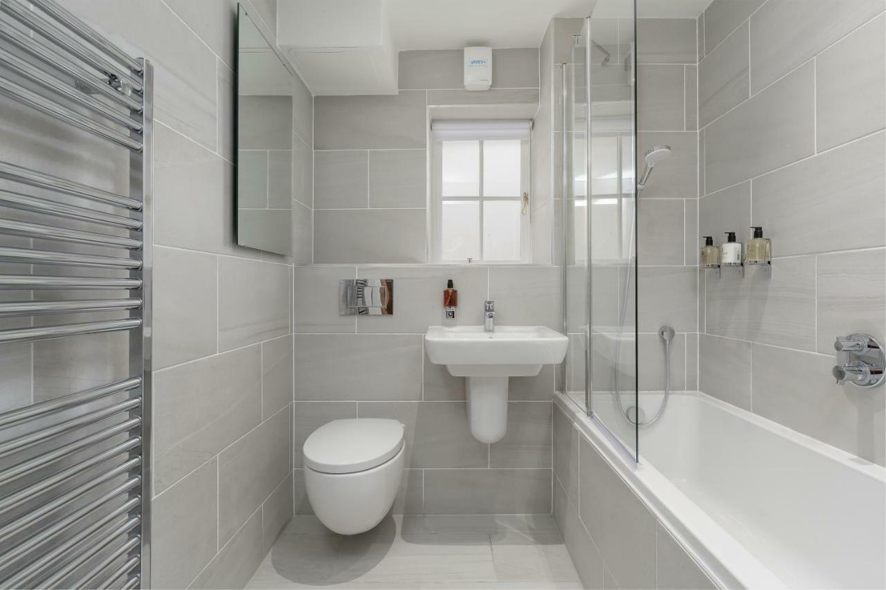 Destiny Scotland - Royal Mile Residence เอดินบะระ ภายนอก รูปภาพ